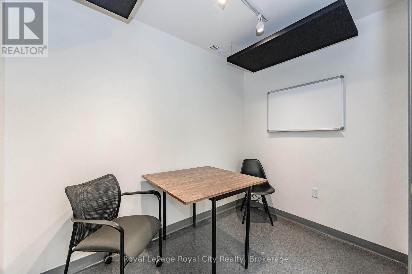 361 Southgate Drive, Guelph, Ontario  N1G 3M5 - Photo 27 - X12483554