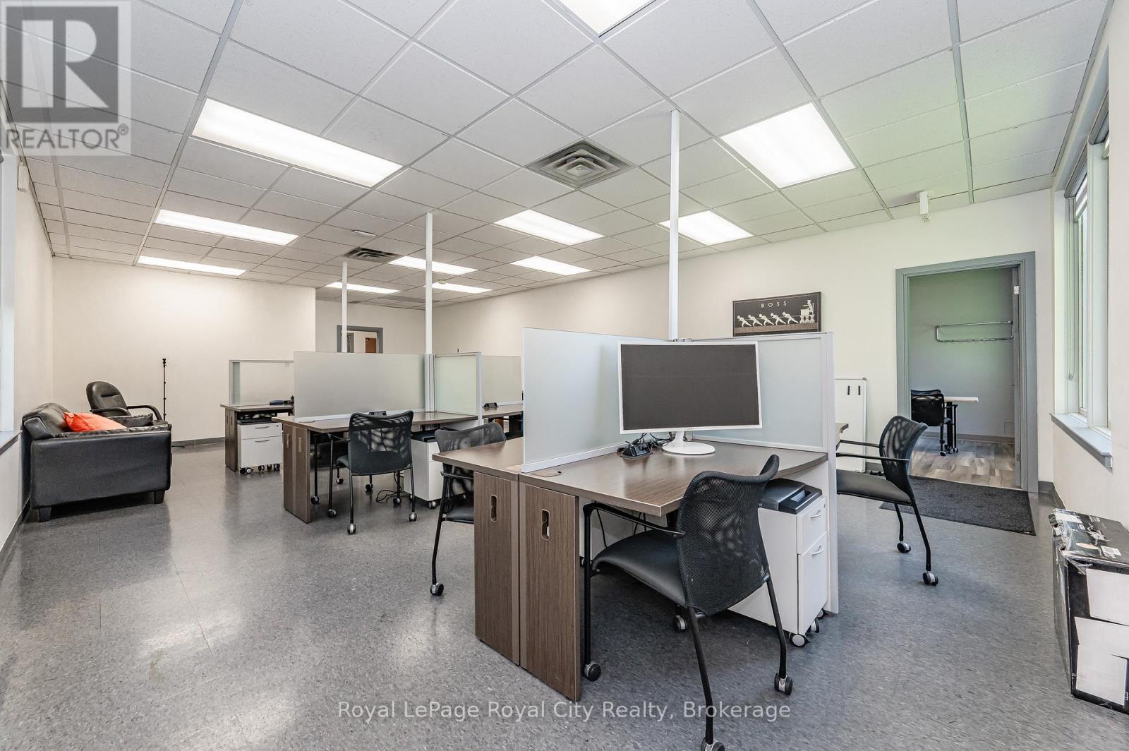 361 Southgate Drive, Guelph, Ontario  N1G 3M5 - Photo 35 - X12483554