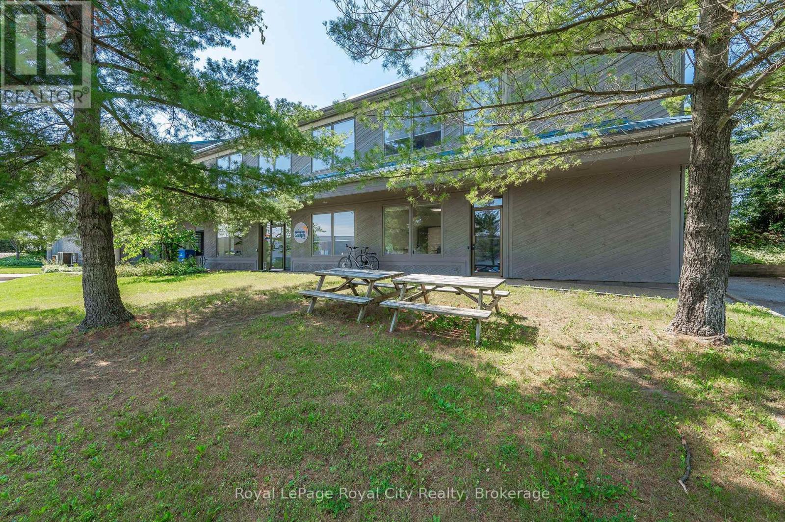 361 Southgate Drive, Guelph, Ontario  N1G 3M5 - Photo 44 - X12483554
