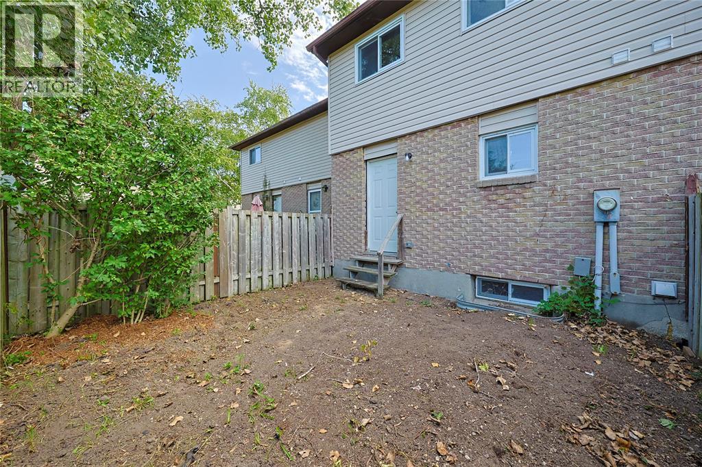 253 Hampton Avenue, Sarnia, Ontario  N7S 4Z2 - Photo 26 - 26022637