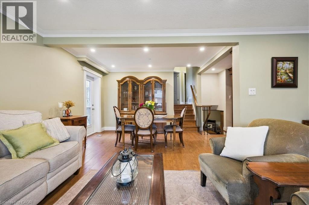 2033 Saxon Road, Oakville, Ontario  L6L 2V1 - Photo 8 - 40863790