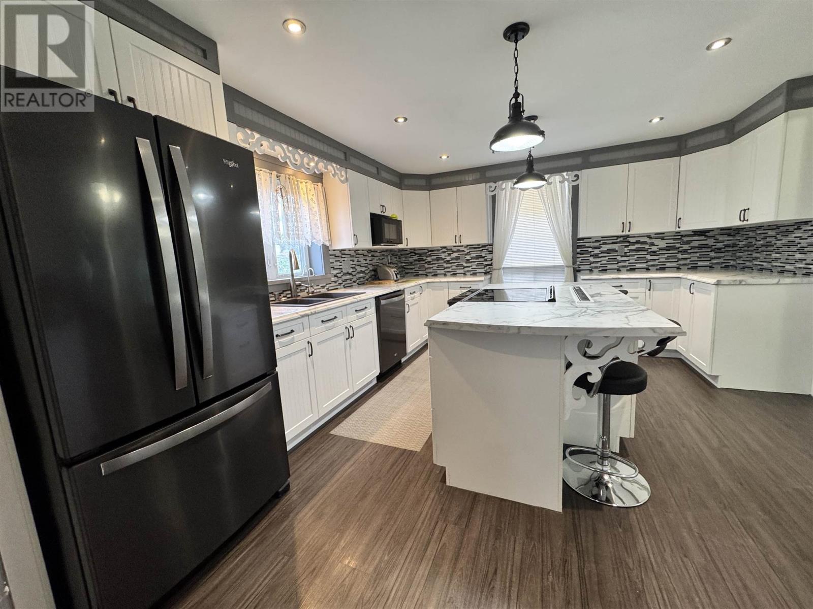 32 Aberdeen St, Chapleau, Ontario P0M 1K0 - Photo 9 - SM262499