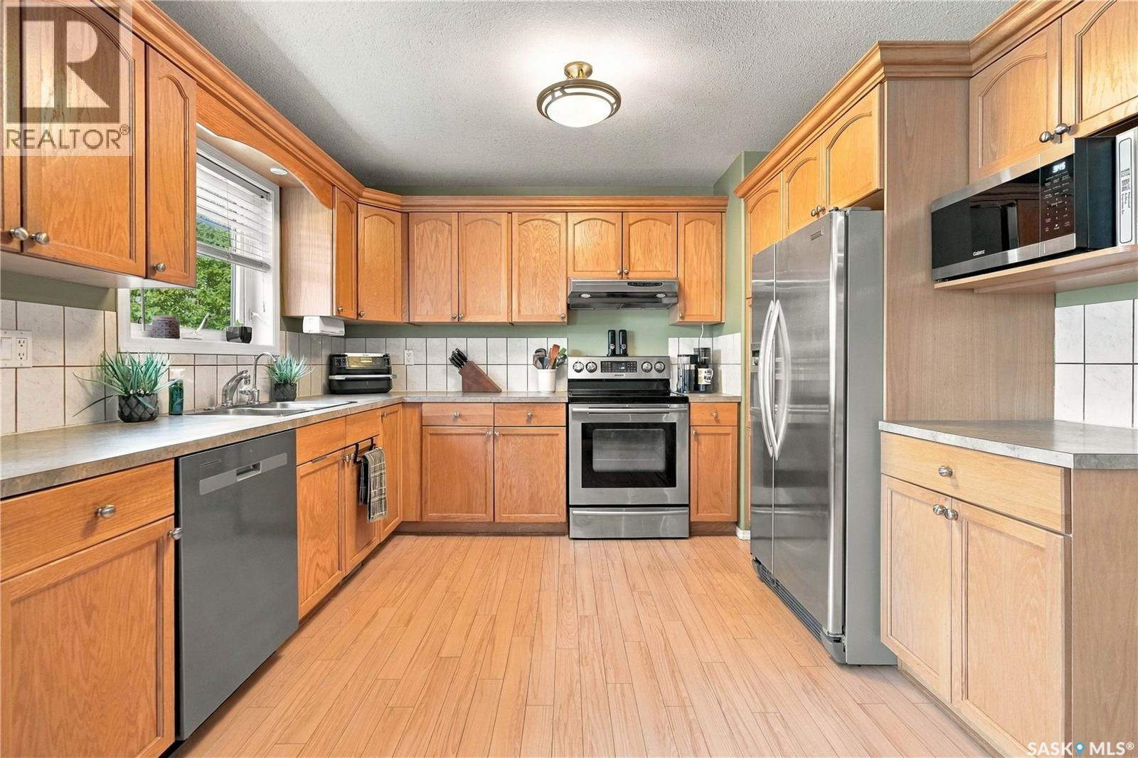 1018 Gull Road, Regina, Saskatchewan  S4N 7S1 - Photo 10 - SK048420