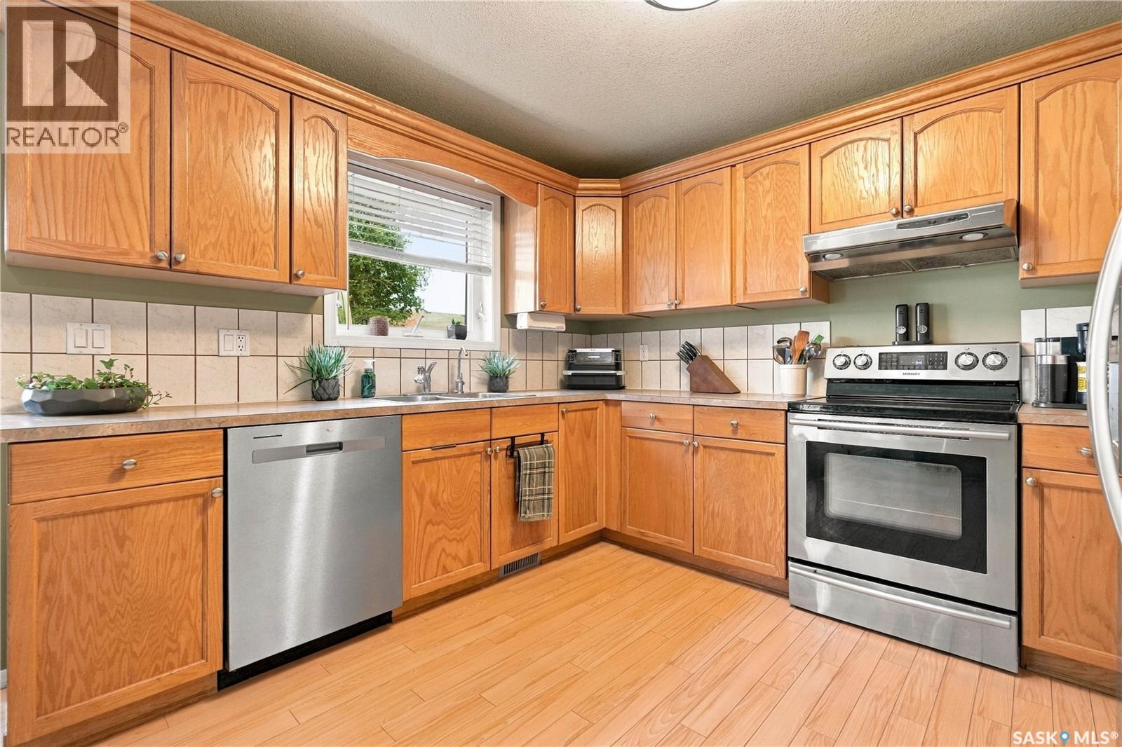 1018 Gull Road, Regina, Saskatchewan  S4N 7S1 - Photo 11 - SK048420