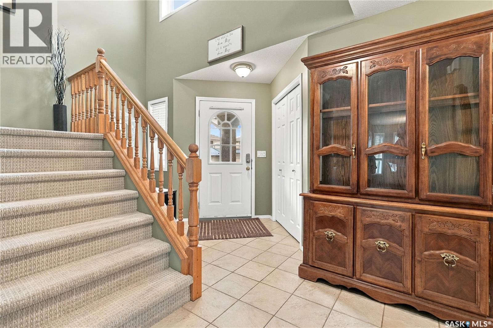1018 Gull Road, Regina, Saskatchewan  S4N 7S1 - Photo 3 - SK048420