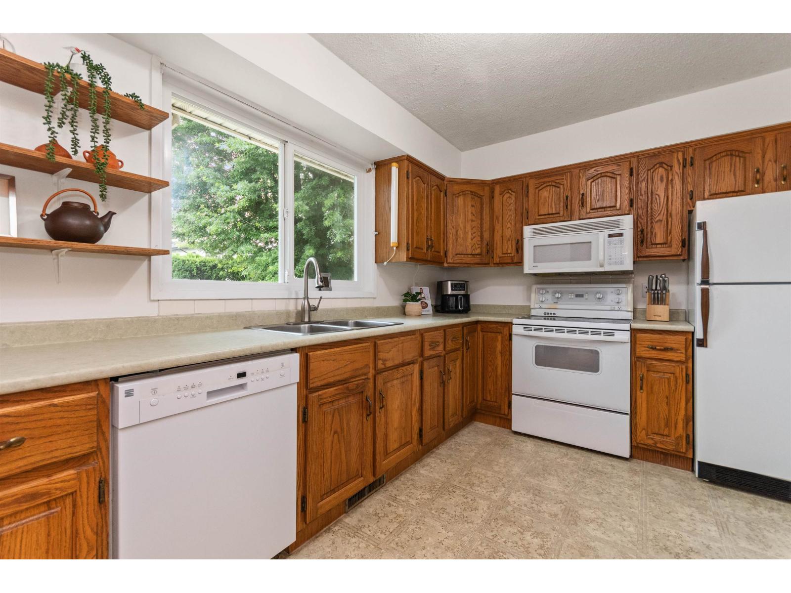 45992 Silver Avenue, Sardis East Vedder, Chilliwack, British Columbia  V2R 2P9 - Photo 12 - R3165798