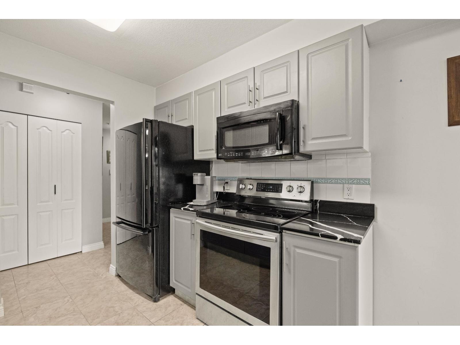 104 20433 53 Avenue, Langley, British Columbia  V3A 7A6 - Photo 14 - R3165537