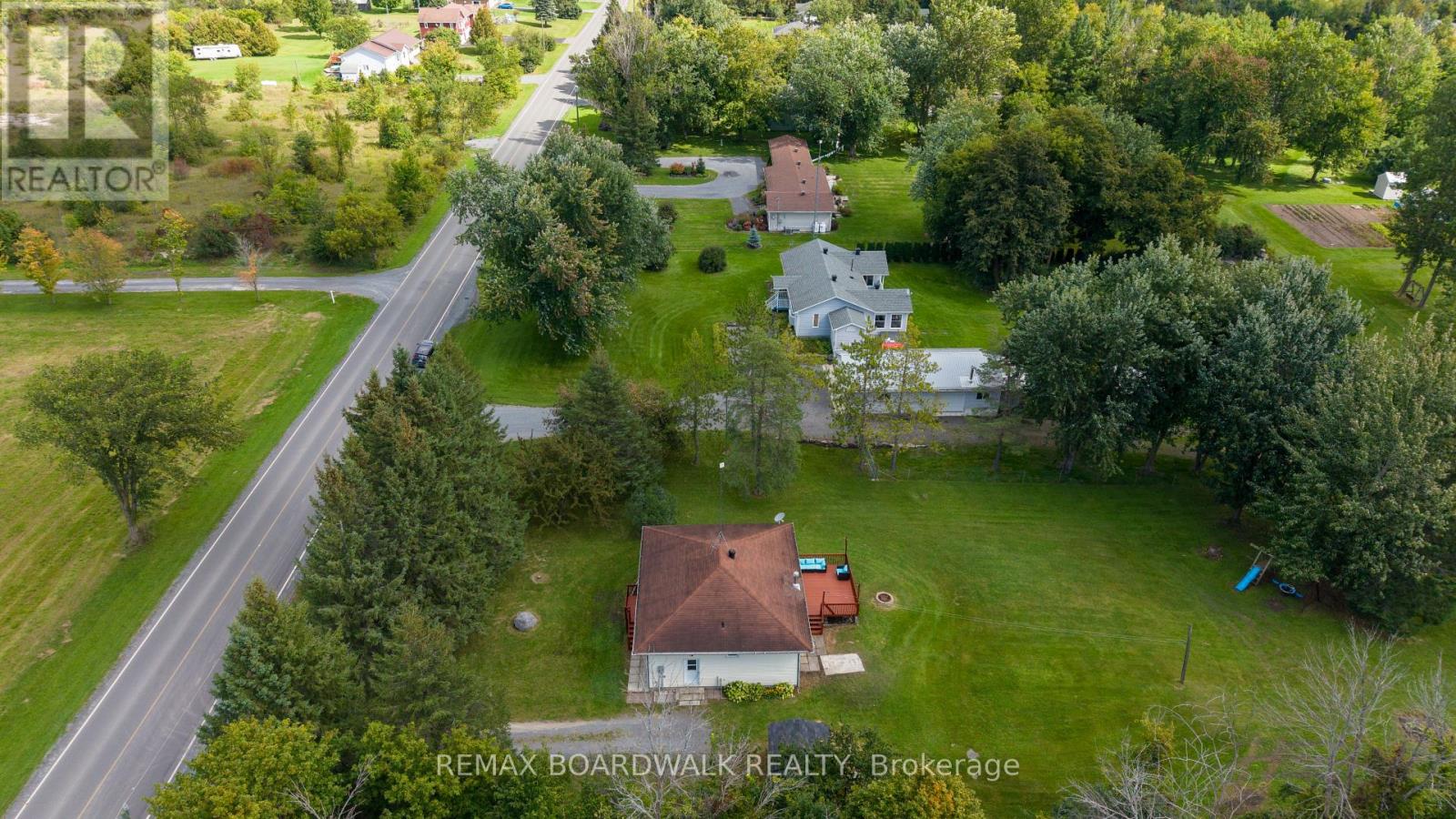 14310 Concession 11-12 Road, North Stormont, Ontario  K0A 1R0 - Photo 38 - X13792178
