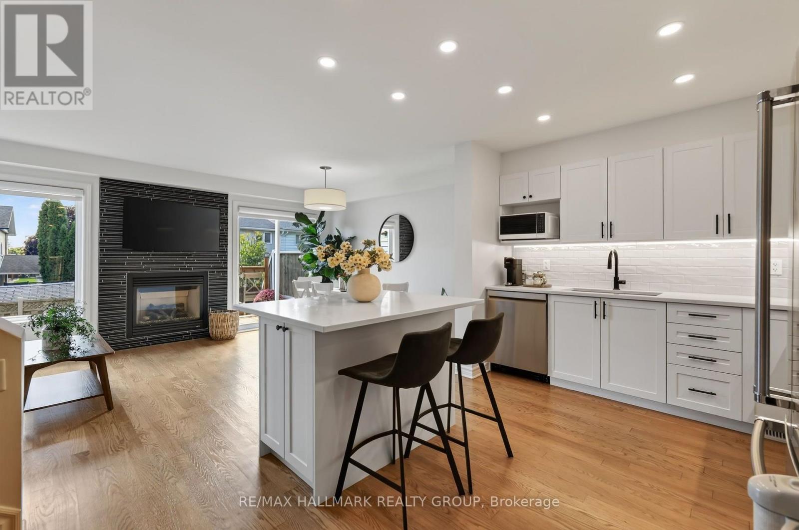 144 Marrissa Avenue, Ottawa, Ontario  K1J 0A6 - Photo 5 - X13792196