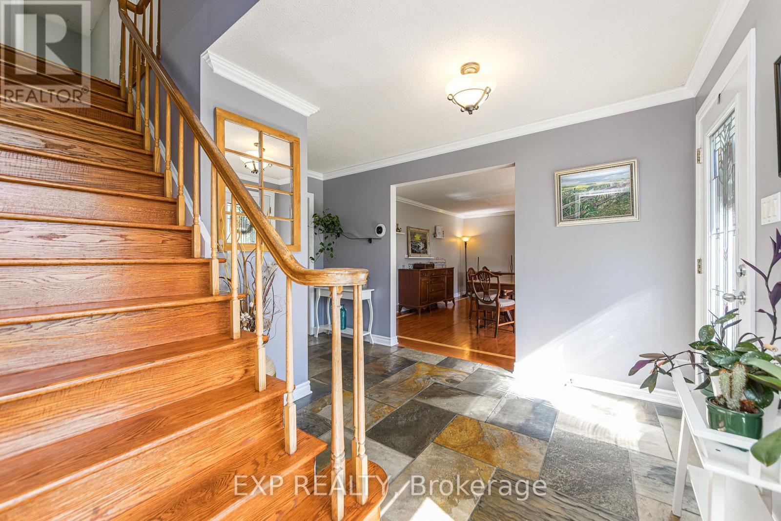 1221 Fairway Drive, Ottawa, Ontario  K4M 1B3 - Photo 3 - X13792214