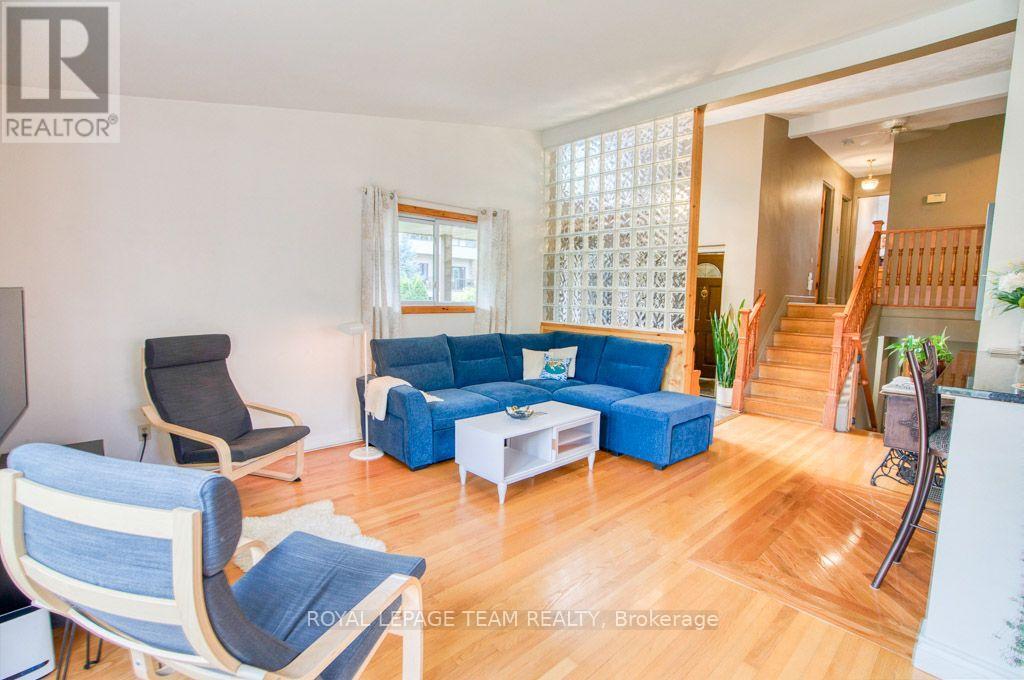 220 Ancaster Avenue, Ottawa, Ontario  K2B 5B3 - Photo 11 - X13792236
