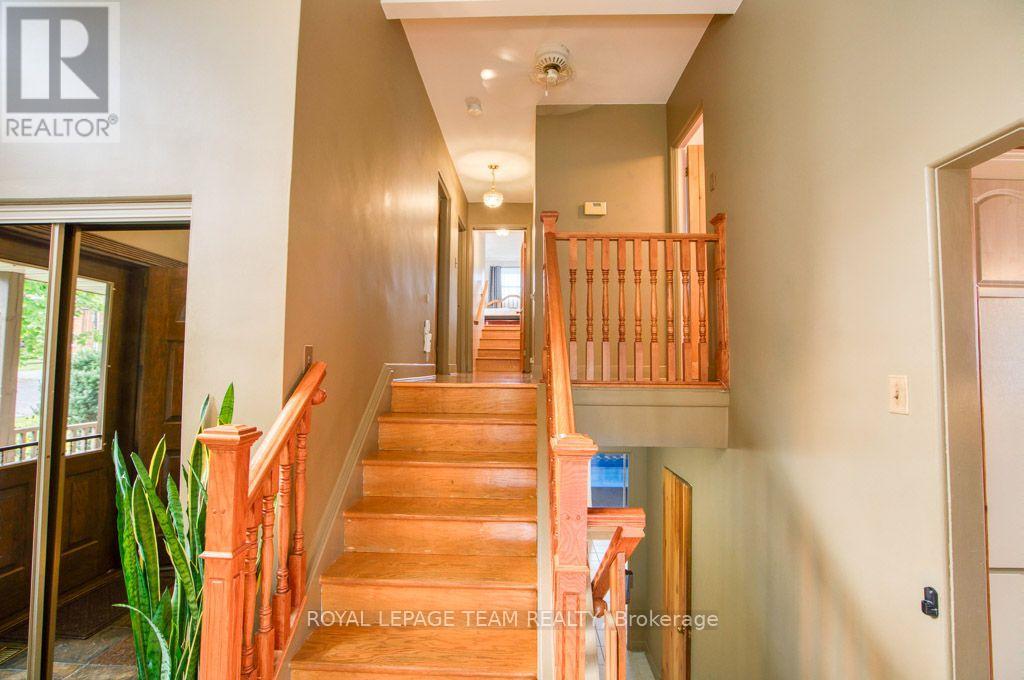 220 Ancaster Avenue, Ottawa, Ontario  K2B 5B3 - Photo 20 - X13792236