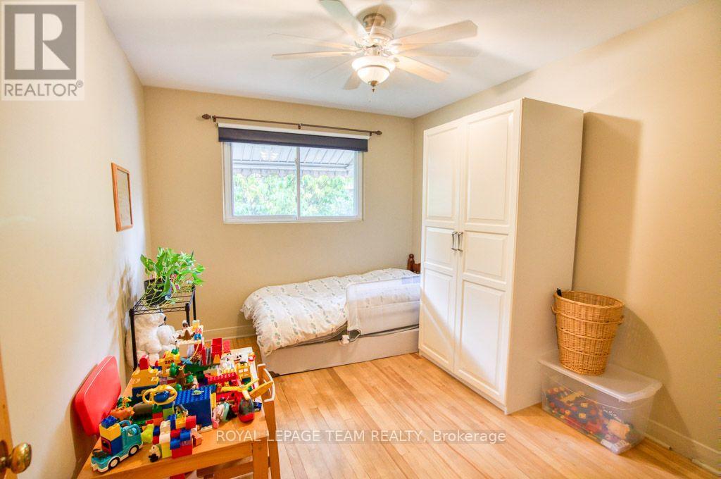 220 Ancaster Avenue, Ottawa, Ontario  K2B 5B3 - Photo 29 - X13792236
