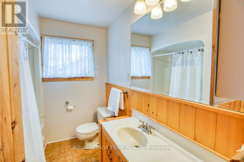 220 Ancaster Avenue, Ottawa, Ontario  K2B 5B3 - Photo 30 - X13792236