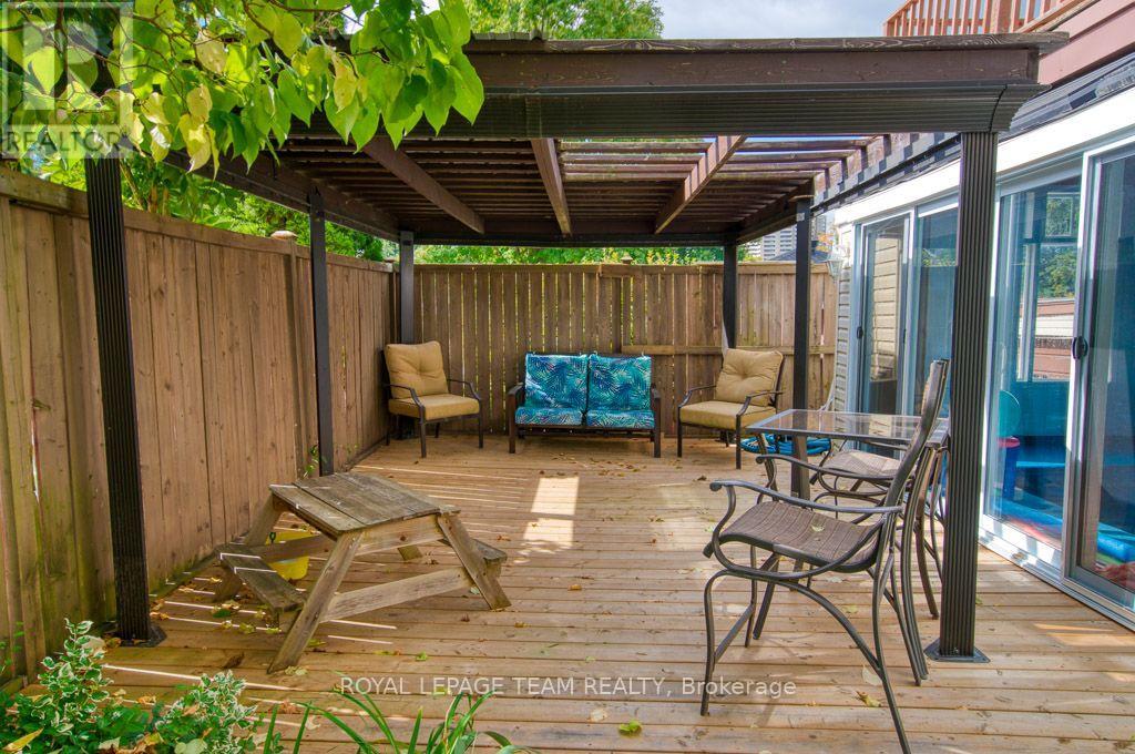 220 Ancaster Avenue, Ottawa, Ontario  K2B 5B3 - Photo 42 - X13792236