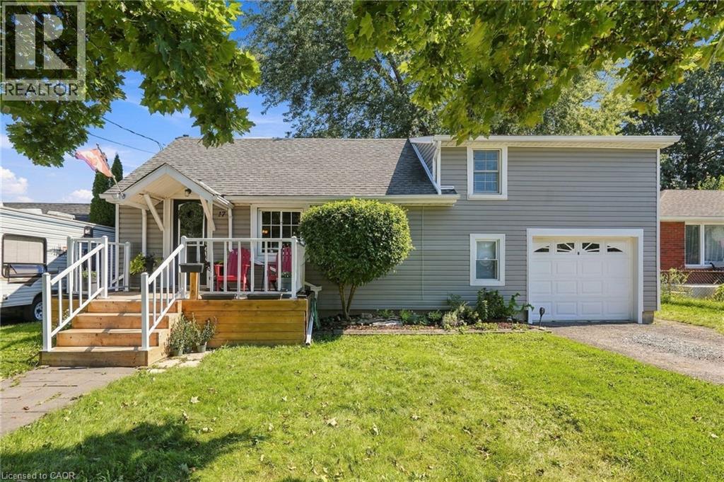 17 FOXGLOVE Avenue, St. Catharines, Ontario