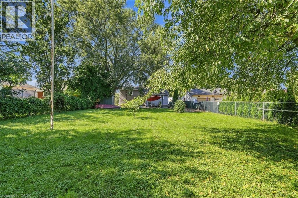 17 Foxglove Avenue, St. Catharines, Ontario  L2M 3E7 - Photo 25 - 40863186