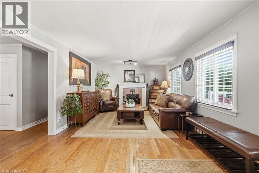 17 Foxglove Avenue, St. Catharines, Ontario  L2M 3E7 - Photo 6 - 40863186