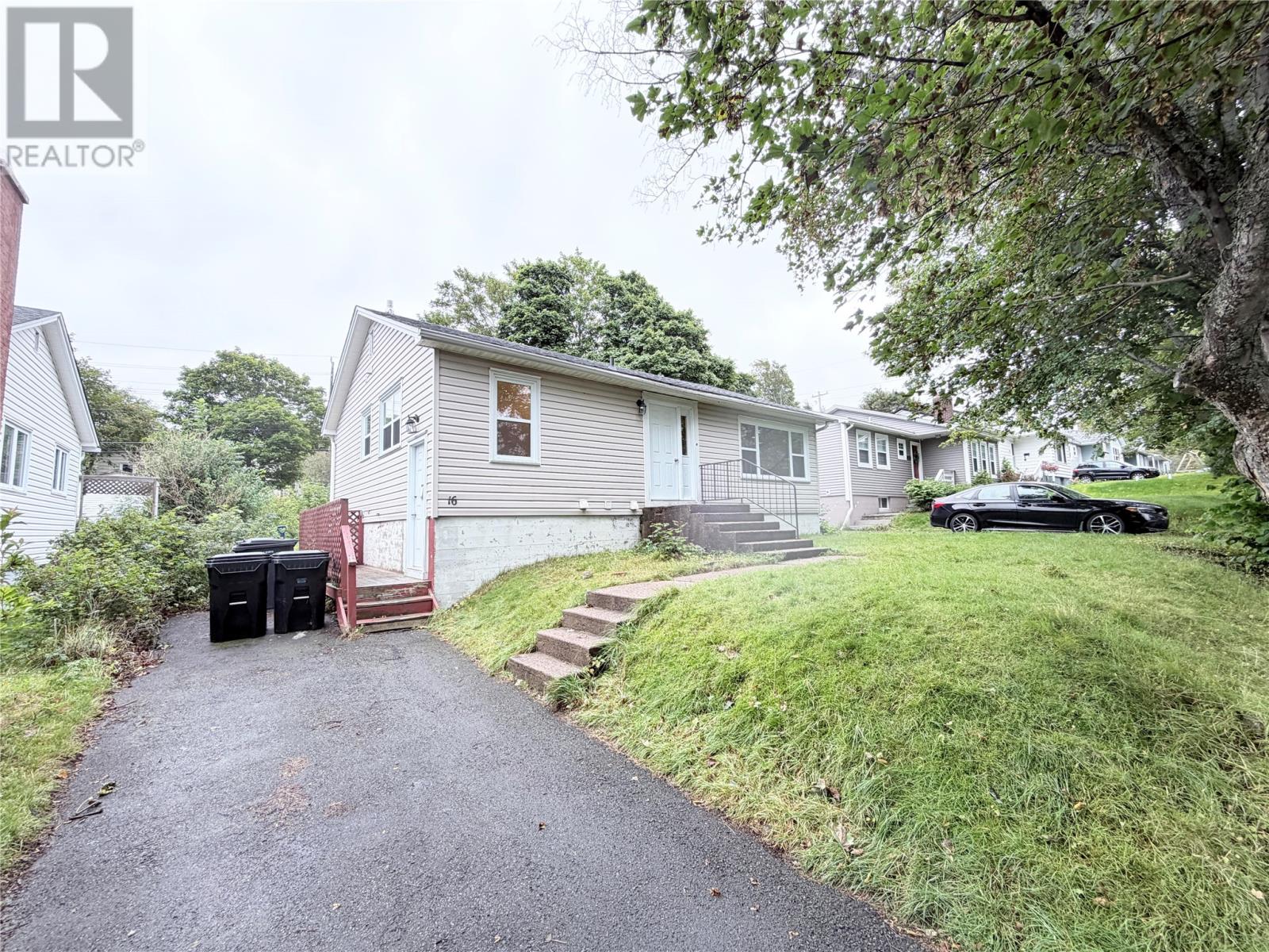 16 Burke Place, St.John's — photo 21