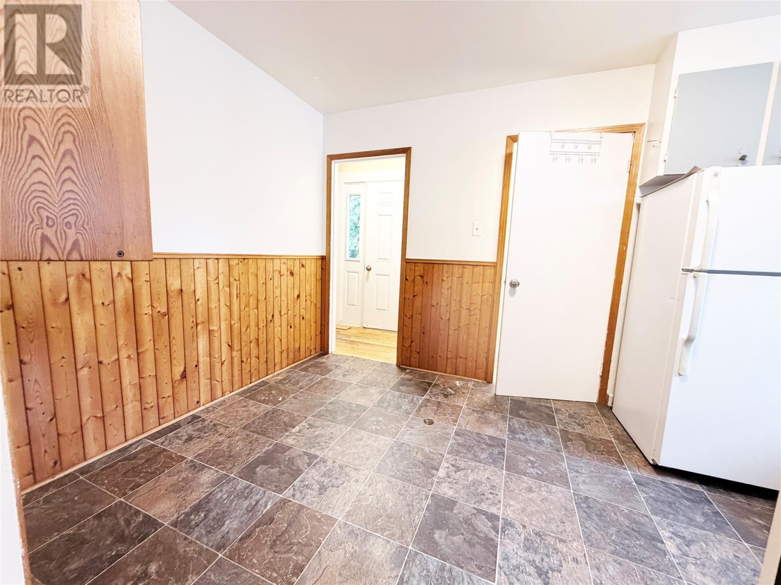 16 Burke Place, St.John's — photo 8