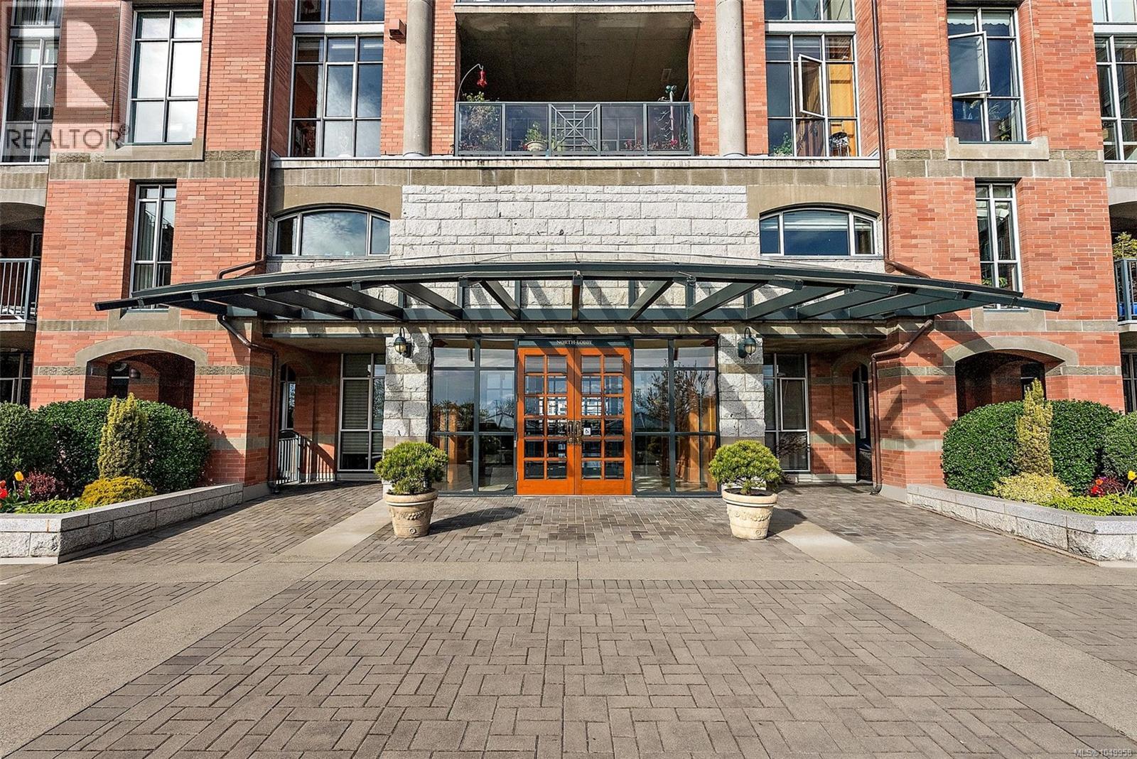 807 21 Dallas Rd, Victoria, British Columbia  V8V 4Z9 - Photo 4 - 1049958
