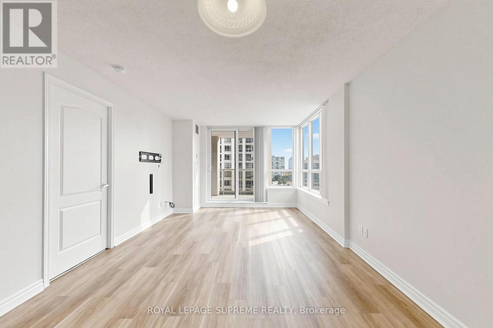 1202 - 4090 Living Arts Drive, Mississauga, Ontario  L5B 4M8 - Photo 4 - W13792174