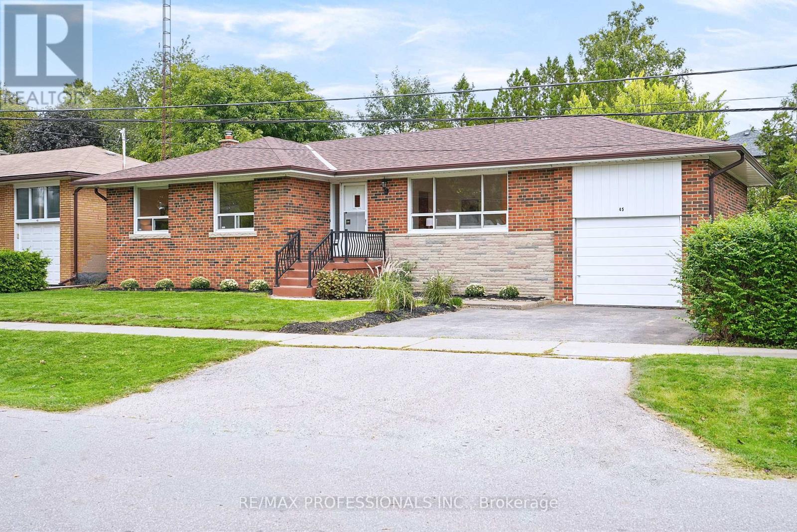 45 FERNALROY BOULEVARD, Toronto, Ontario