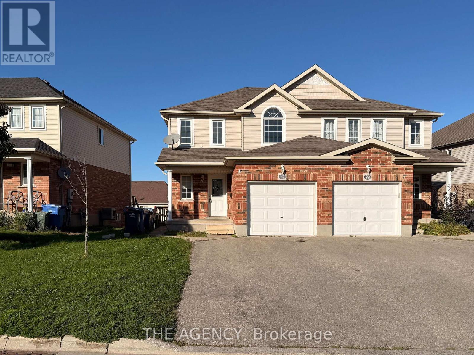 31 Dougall Street, Guelph (Grange Road), Ontario  N1E 0H3 - Photo 3 - X13792222