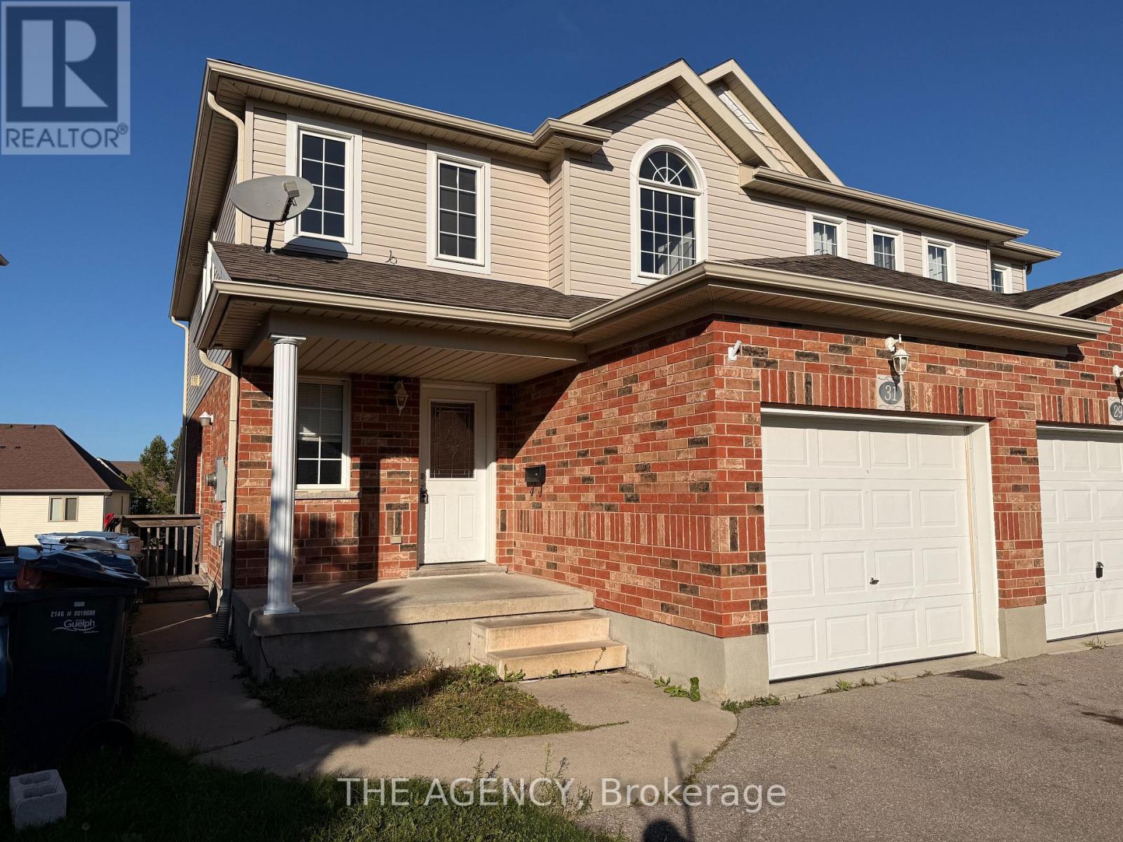 31 Dougall Street, Guelph (Grange Road), Ontario  N1E 0H3 - Photo 4 - X13792222