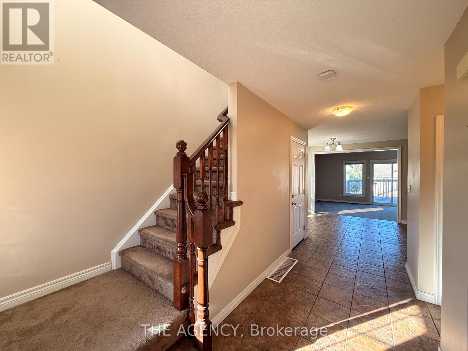31 Dougall Street, Guelph (Grange Road), Ontario  N1E 0H3 - Photo 7 - X13792222