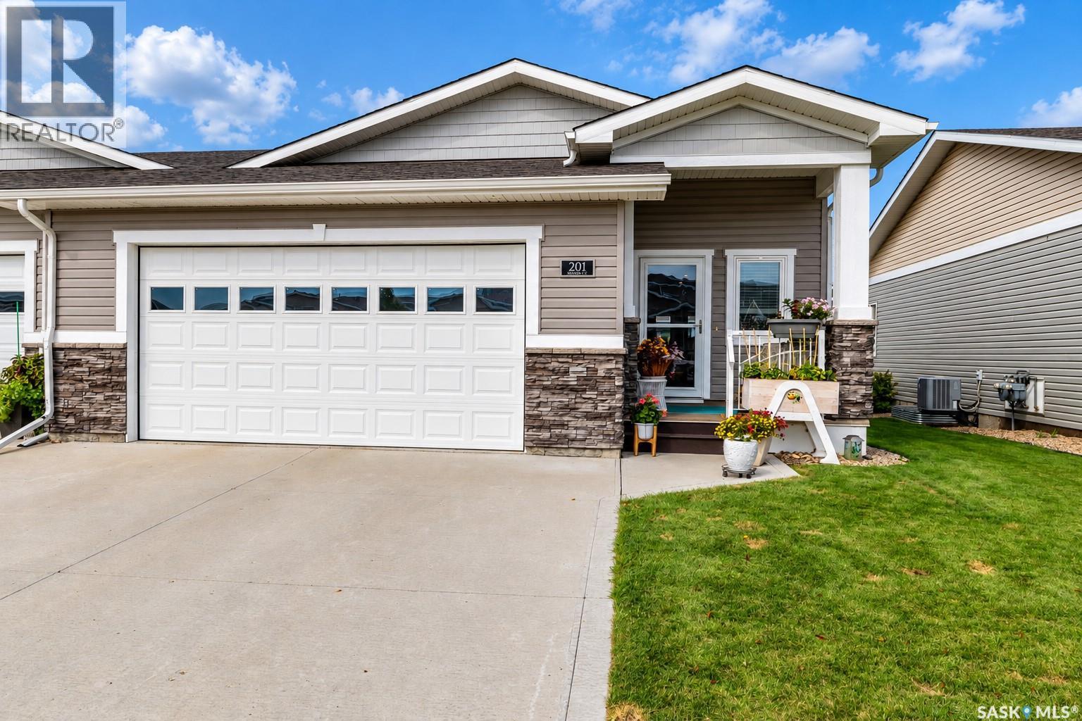201 959 Bradley Street, Moose Jaw, Saskatchewan  S6H 5Y4 - Photo 2 - SK048537