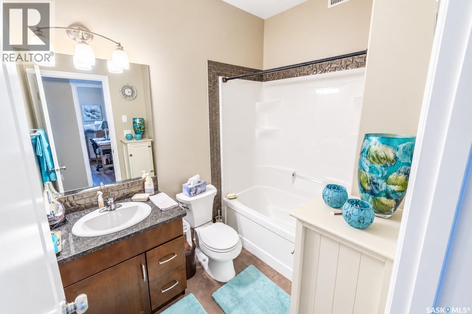 201 959 Bradley Street, Moose Jaw, Saskatchewan  S6H 5Y4 - Photo 28 - SK048537