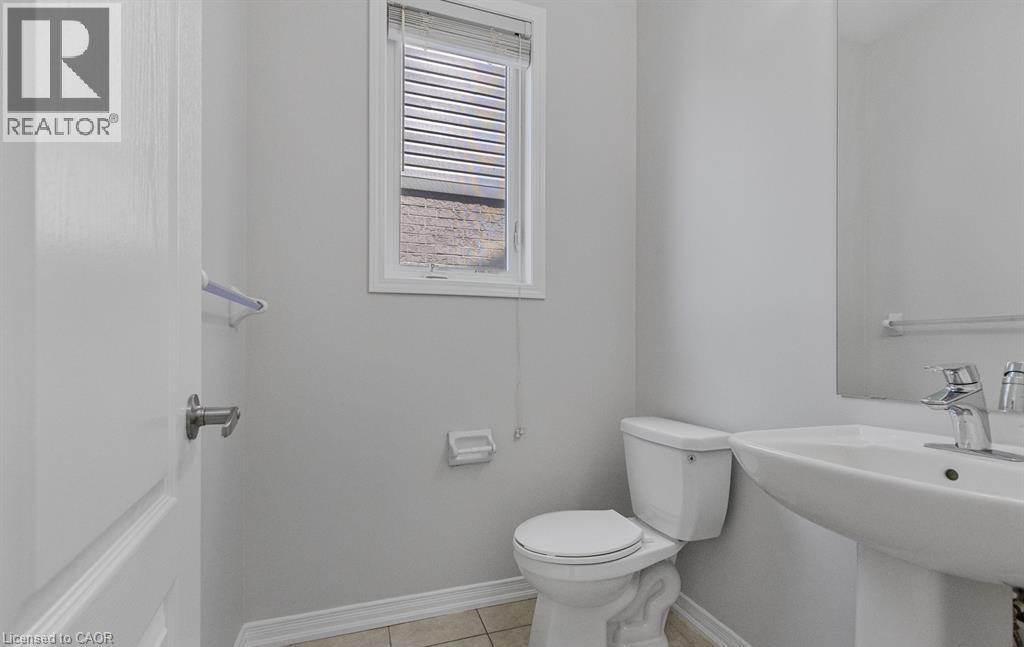 25 Munro Circle, Brantford, Ontario  N3T 0R1 - Photo 7 - 40864076