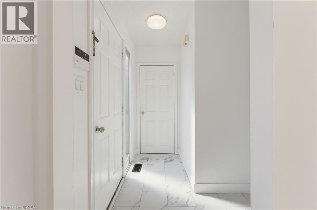 805 Tate Avenue, Hamilton, Ontario  L8H 6M1 - Photo 4 - 40862849