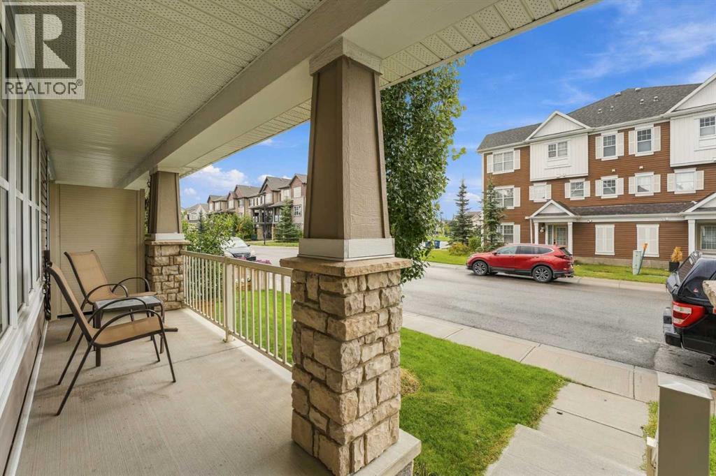 243 Windford Crescent Sw, Airdrie, Alberta  T4B 4G3 - Photo 4 - A2344721
