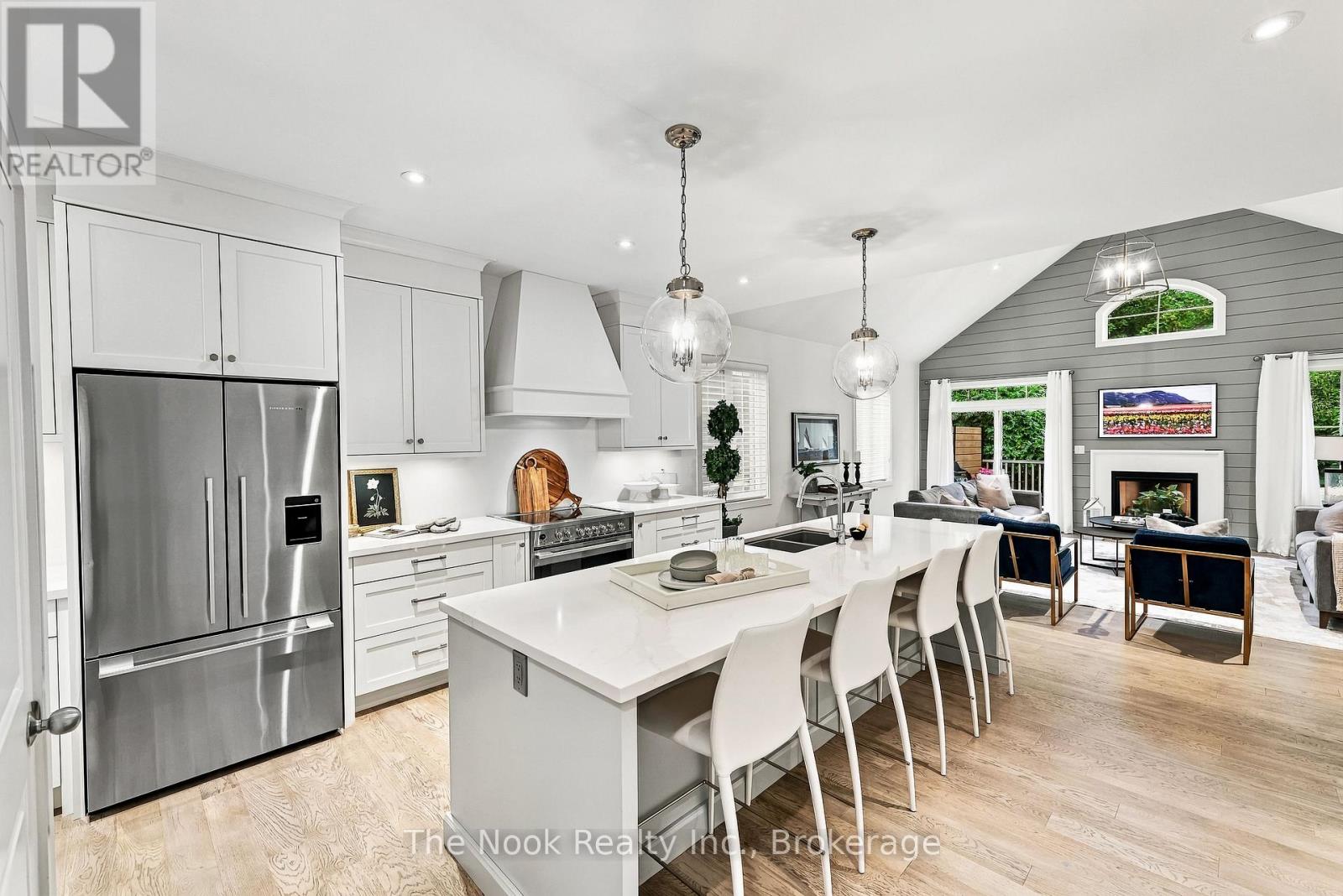 372 Northglen Boulevard, Clarington, Ontario  L1C 7E2 - Photo 10 - E13792462