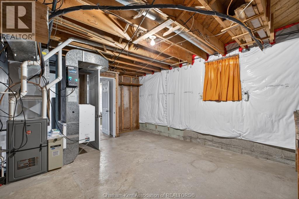 35 Peter Street, Chatham, Ontario  N7M 5B2 - Photo 40 - 26009449