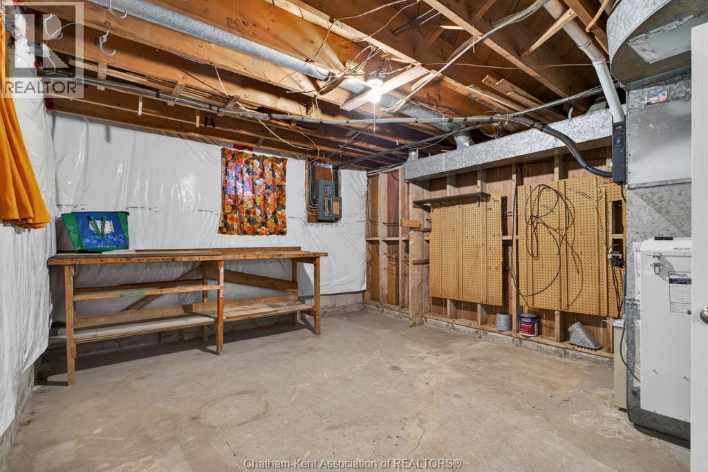 35 Peter Street, Chatham, Ontario  N7M 5B2 - Photo 41 - 26009449