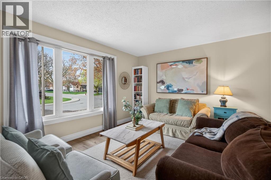 56 Brookstream Court, Hamilton, Ontario  L8K 6J2 - Photo 4 - 40850463