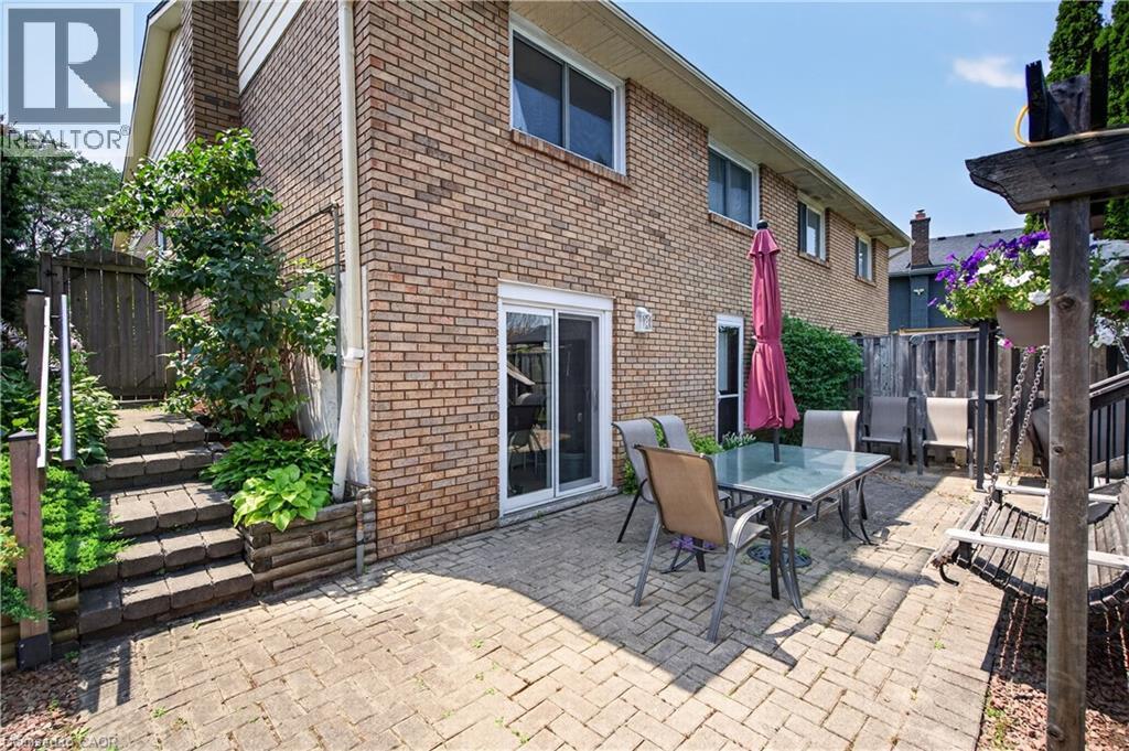 56 Brookstream Court, Hamilton, Ontario  L8K 6J2 - Photo 32 - 40850463