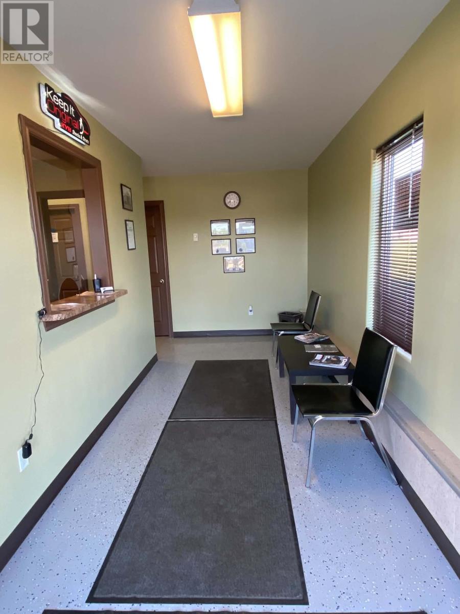 17 Gatehouse Road, Deer Lake — photo 18