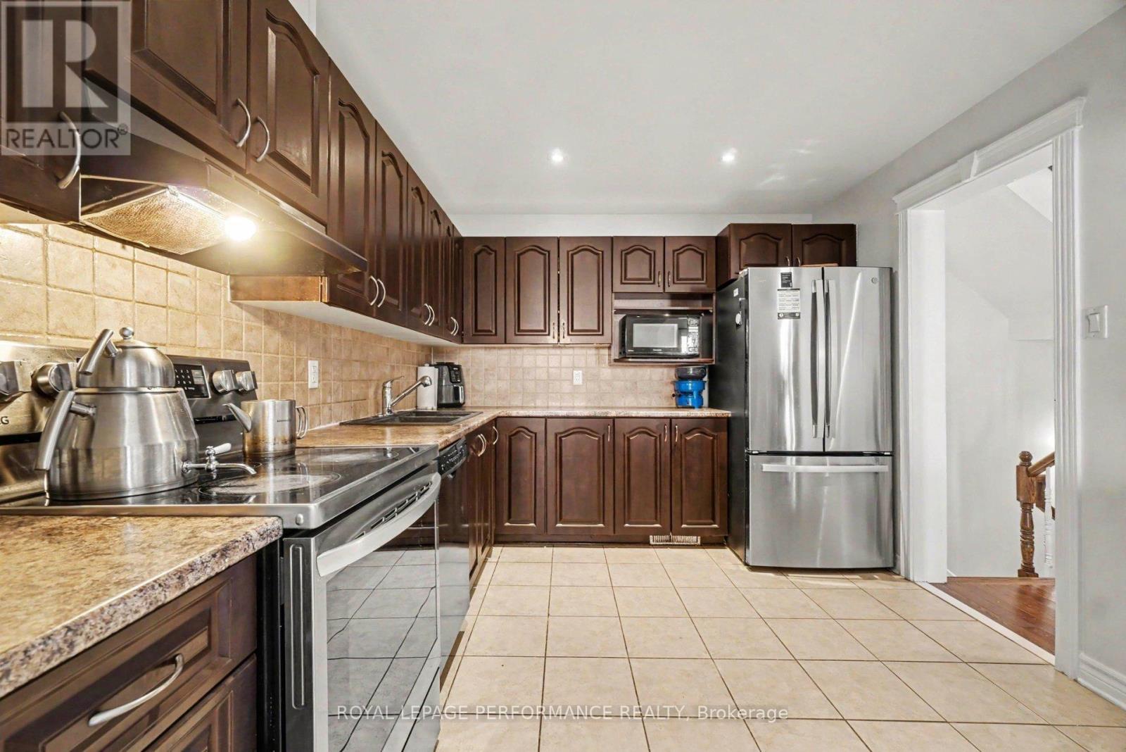 217 Branthaven Street, Ottawa, Ontario  K4A 0H7 - Photo 18 - X13792390