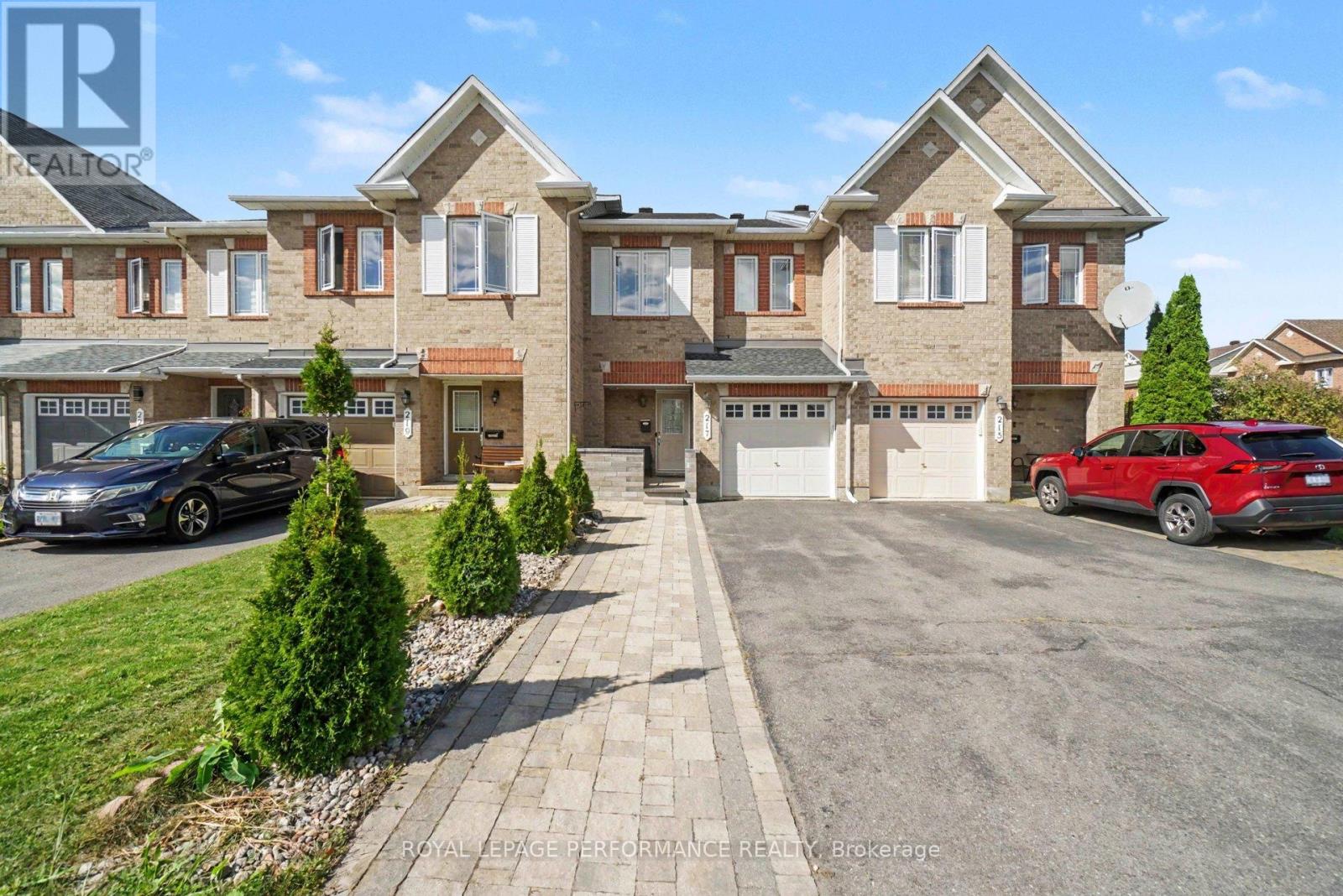 217 Branthaven Street, Ottawa, Ontario  K4A 0H7 - Photo 2 - X13792390
