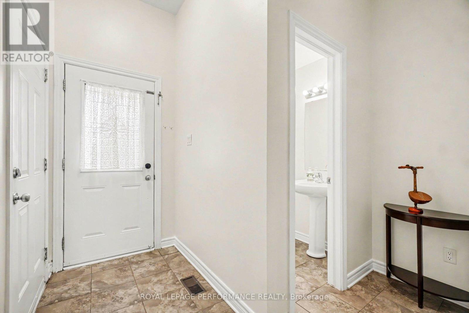 217 Branthaven Street, Ottawa, Ontario  K4A 0H7 - Photo 5 - X13792390