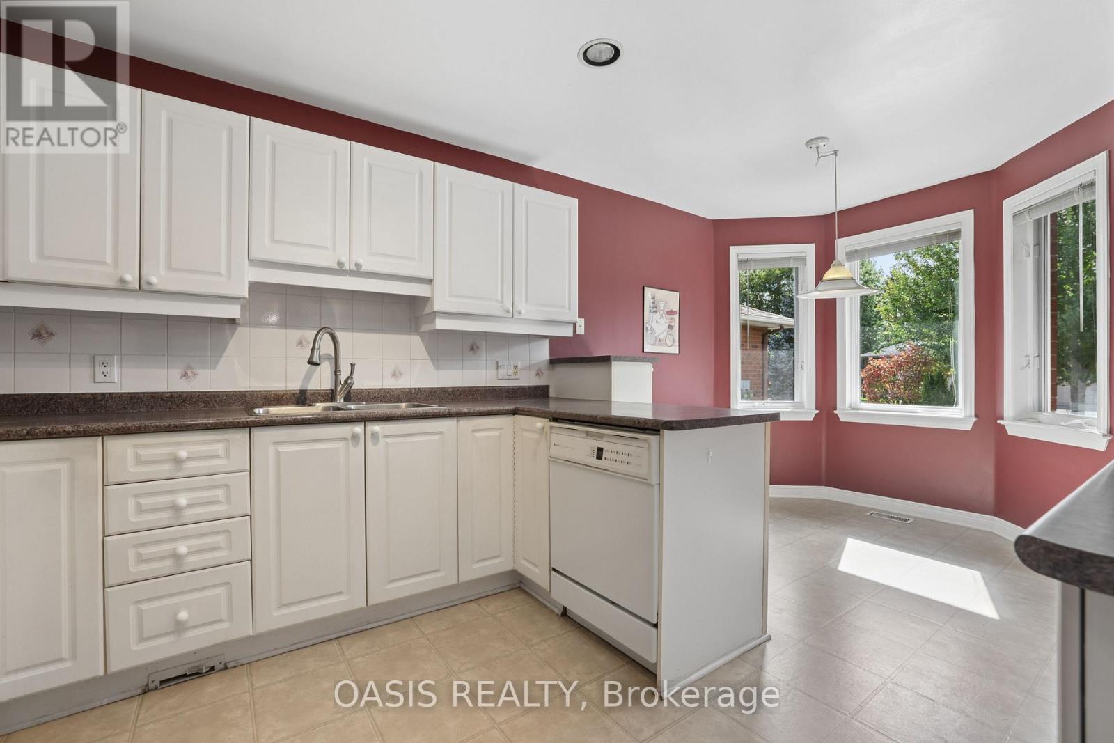 63 Bunting Lane, Ottawa, Ontario  K2M 2P5 - Photo 3 - X13792534
