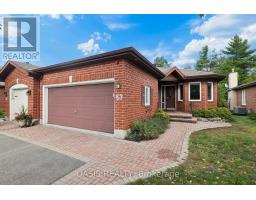 63 BUNTING LANE, Ottawa, Ontario