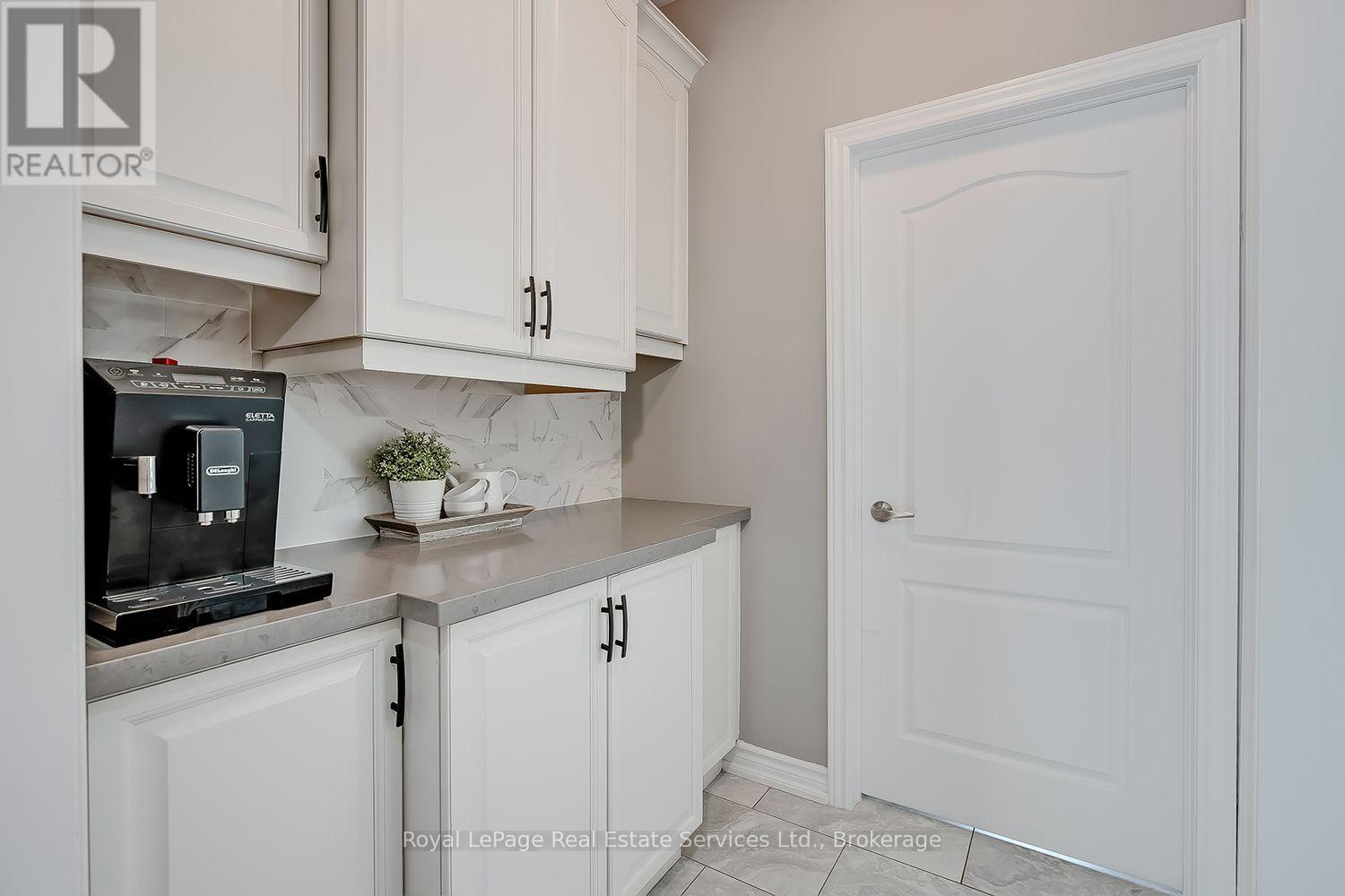 894 Chambers Place, Milton, Ontario  L9T 6A5 - Photo 10 - W13792424