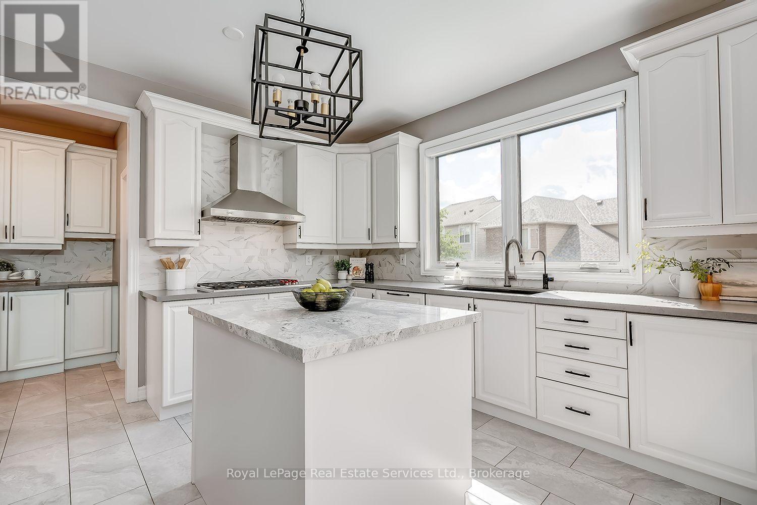 894 Chambers Place, Milton, Ontario  L9T 6A5 - Photo 11 - W13792424