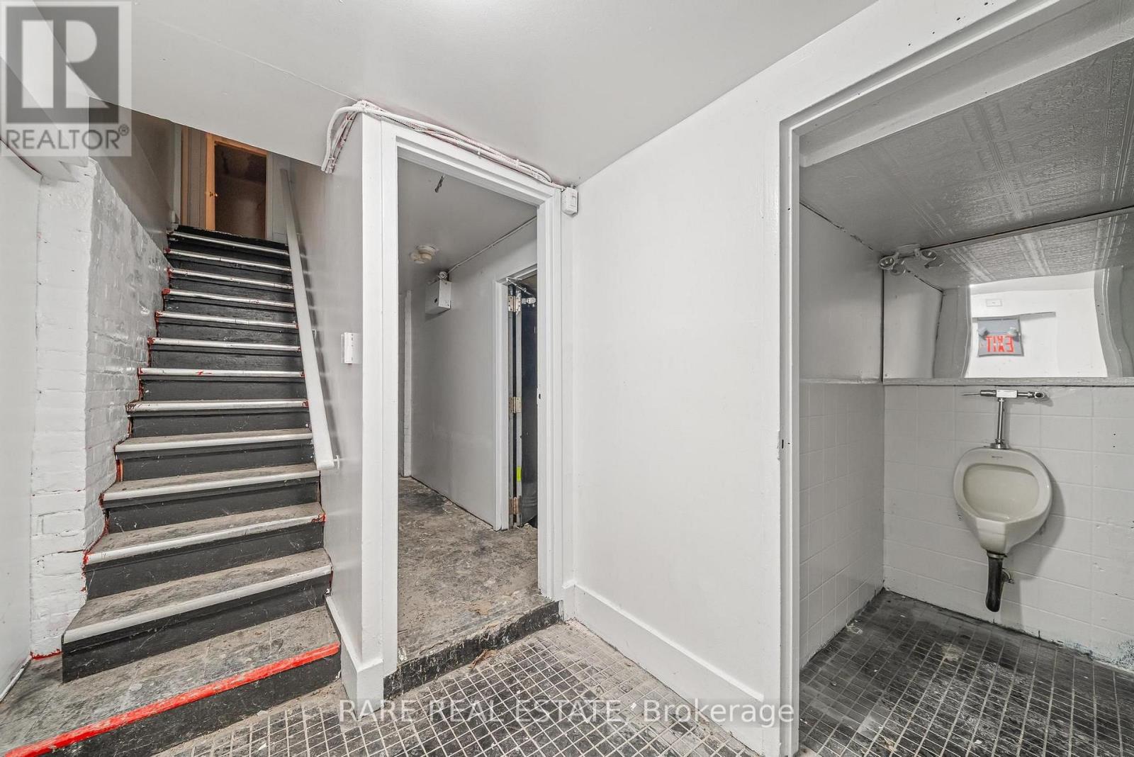 200 Bathurst Street, Toronto, Ontario  M5T 2R8 - Photo 21 - C13625594