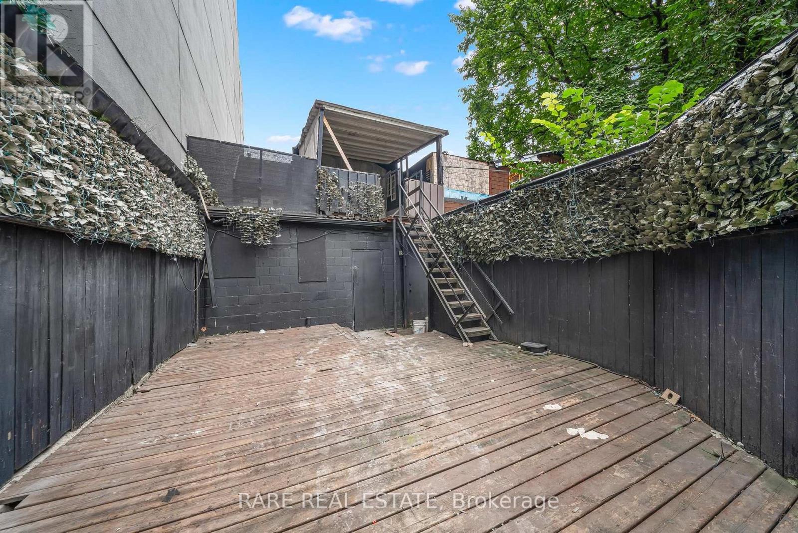 200 Bathurst Street, Toronto, Ontario  M5T 2R8 - Photo 15 - C13625594